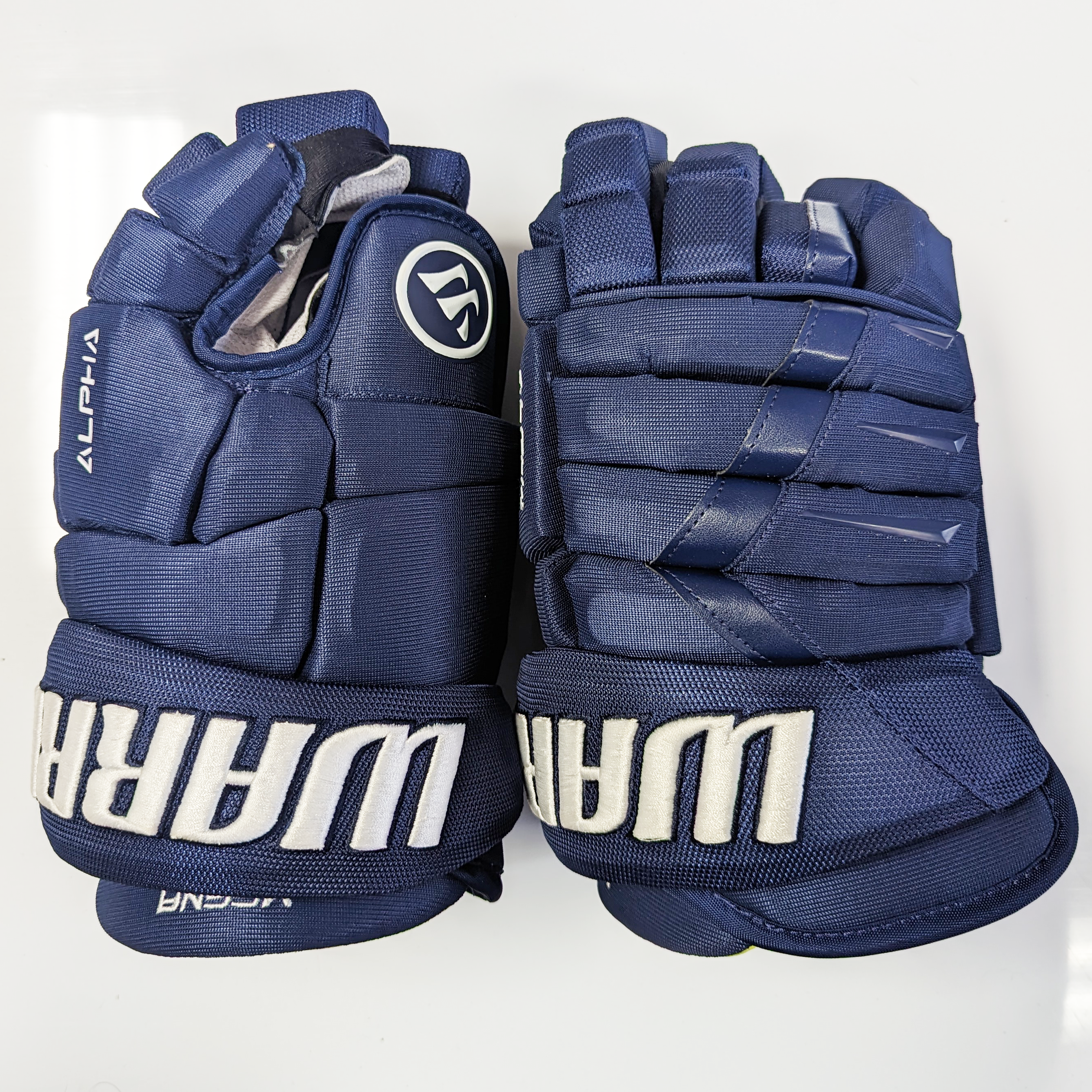 Warrior Alpha DX - Gant NHL Pro Stock - Jayson Megna (bleu marine)